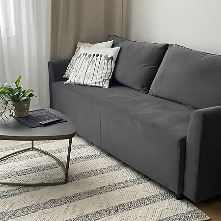 Апартаменты Obozna - Calm And Comfortable Near Old Town, With Air Condition And Balcony, Self Check-in