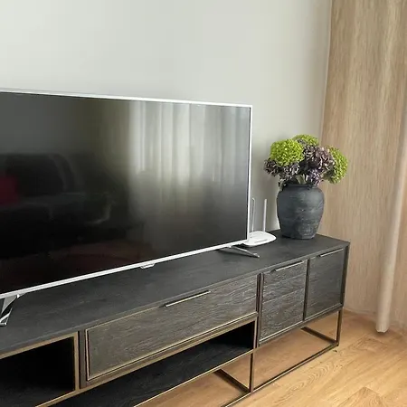 Obozna - Calm And Comfortable Near Old Town, With Air Condition And Balcony, Self Check-in *
